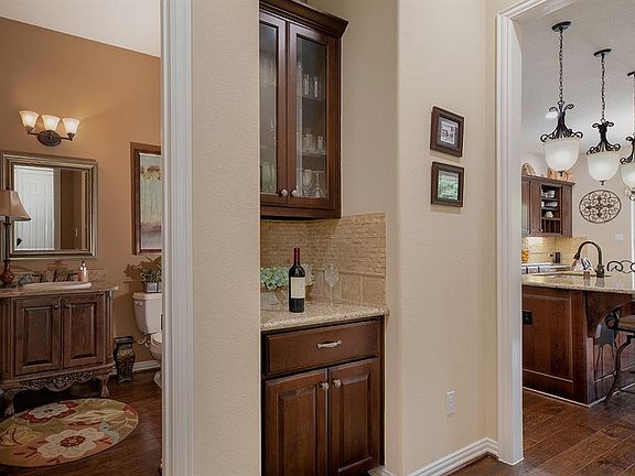 2nd image of 167 N Almondell Way