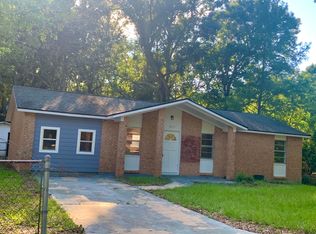 2819 Ridgeway Dr, Gautier, MS 39553