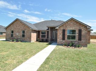 102 Mason Dr, Dayton, TX 77535