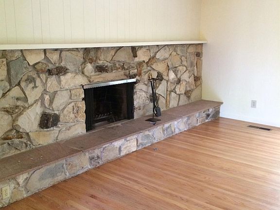 5th image of 512 Antioch Dr