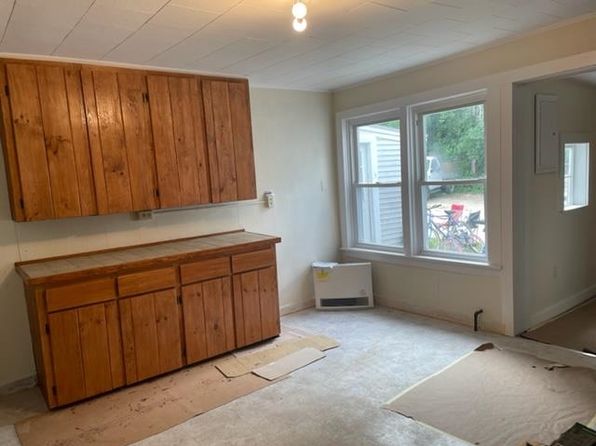 77 Main St #2