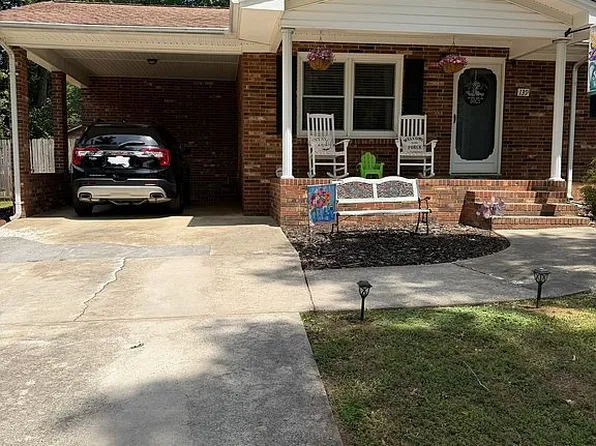139 Joy Rd, Reidsville, NC 27320