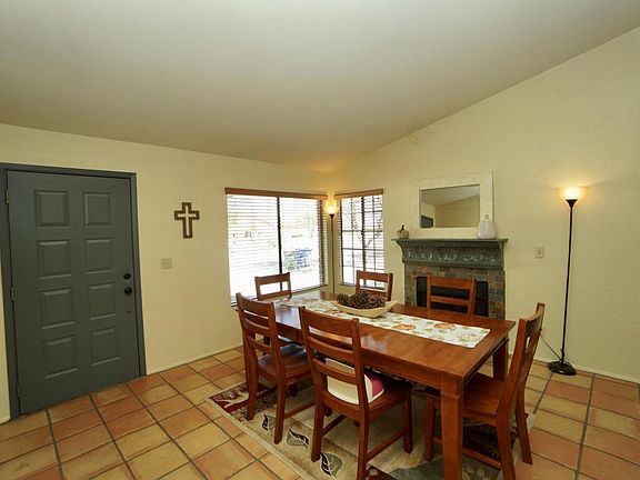 3rd image of 2150 S Cerro Dr
