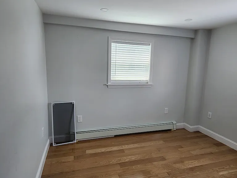 27 Addison St — Photo 12