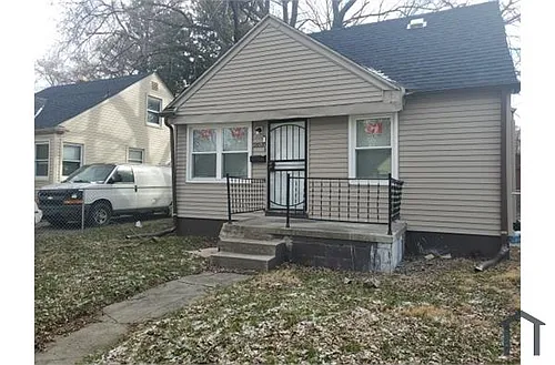 18510 Heyden St Photo 1