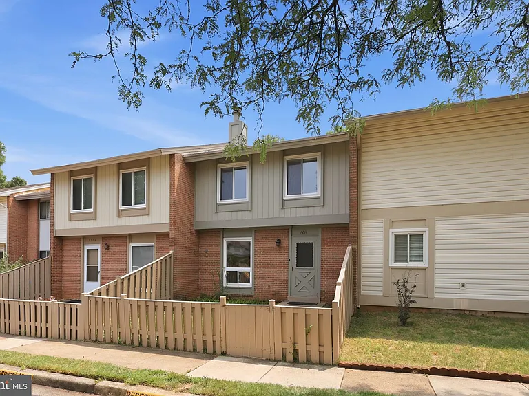 1211 Springtide Pl — Photo 4