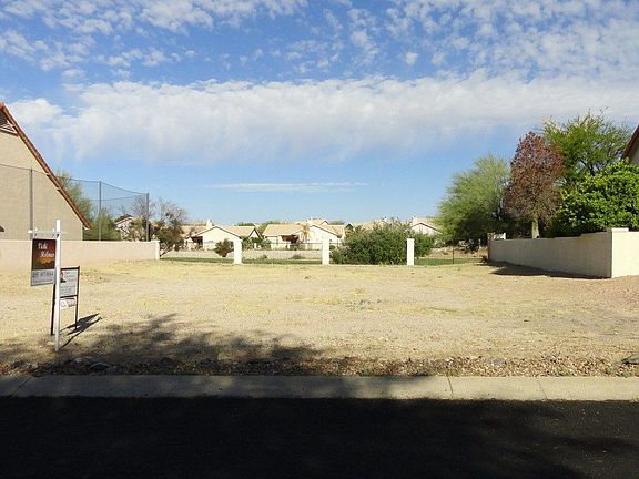 3rd image of 11005 N Broadstone Dr