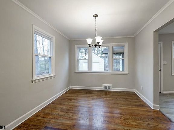5th image of 25 Boyden Pkwy