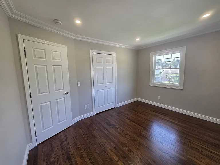 63 E 6th St #2 — Photo 10