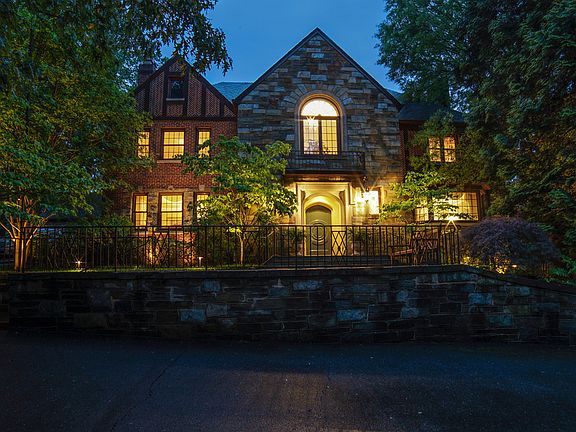 Night Exterior