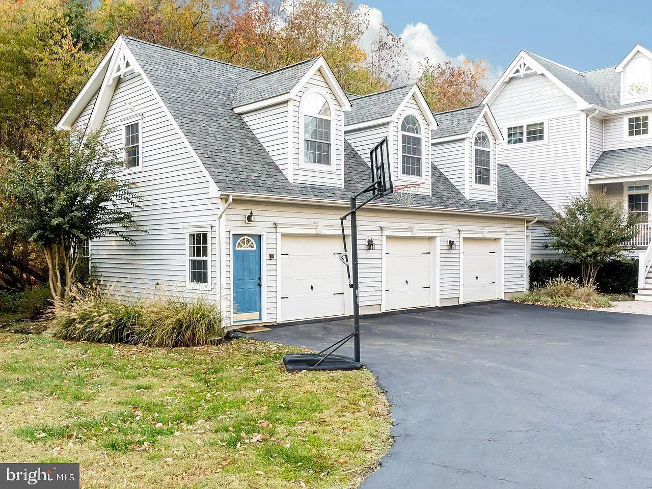 1 bed, 1.0 bath, 900 sqft, $2,100 — Photo 2