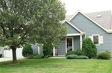 1st image of 48 Pond Dr #48