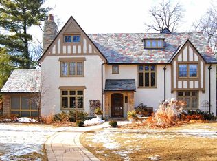 295 Woodlawn Ave, Saint Paul, MN 55105