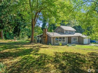 1251 S 230th St, Des Moines, WA 98198