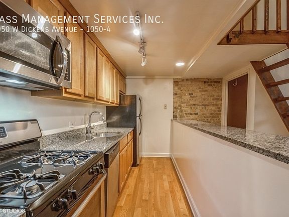 2nd image of 1050 W Dickens Ave APT 4