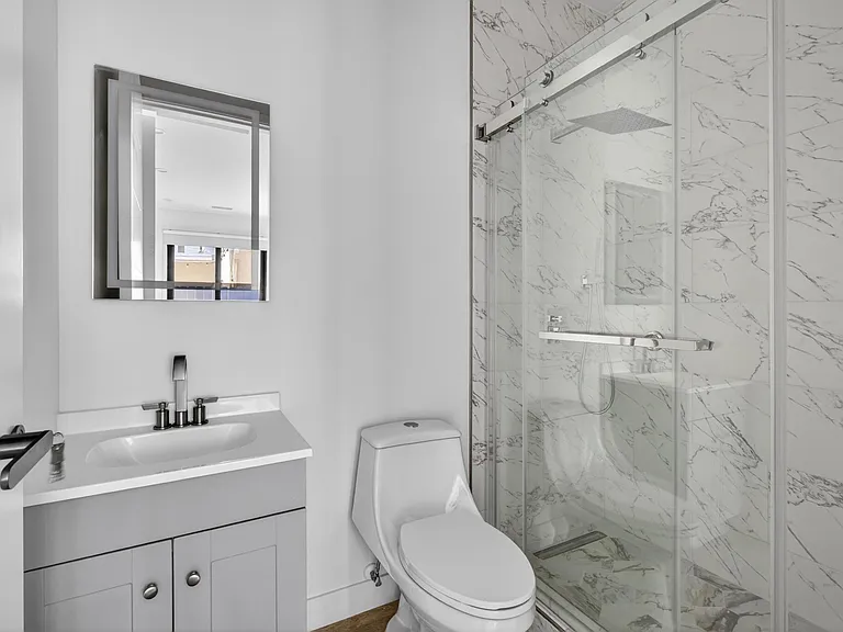 24676 Woodward Ave #C — Photo 8