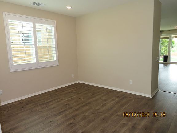 5th image of 37893 Spicebush Ln