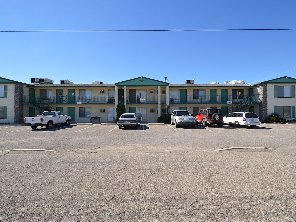 2nd image of 301 E Helen St