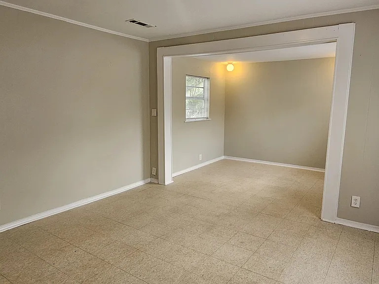1107 E Lafayette St — Photo 41