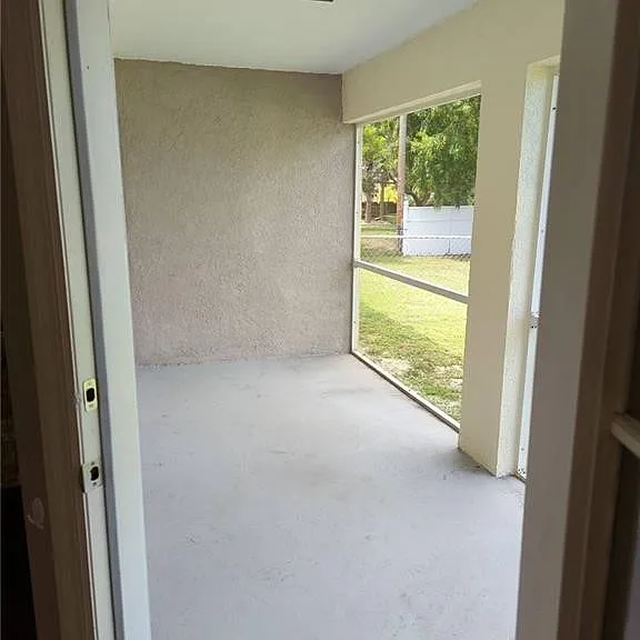 1503 SW 48th Ter — Photo 22