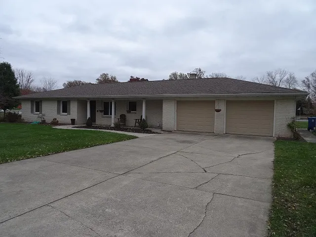 230 W 590 S photo 1