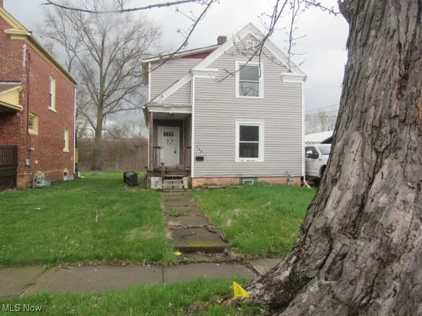 148 Bell Ave, Elyria, OH 44035