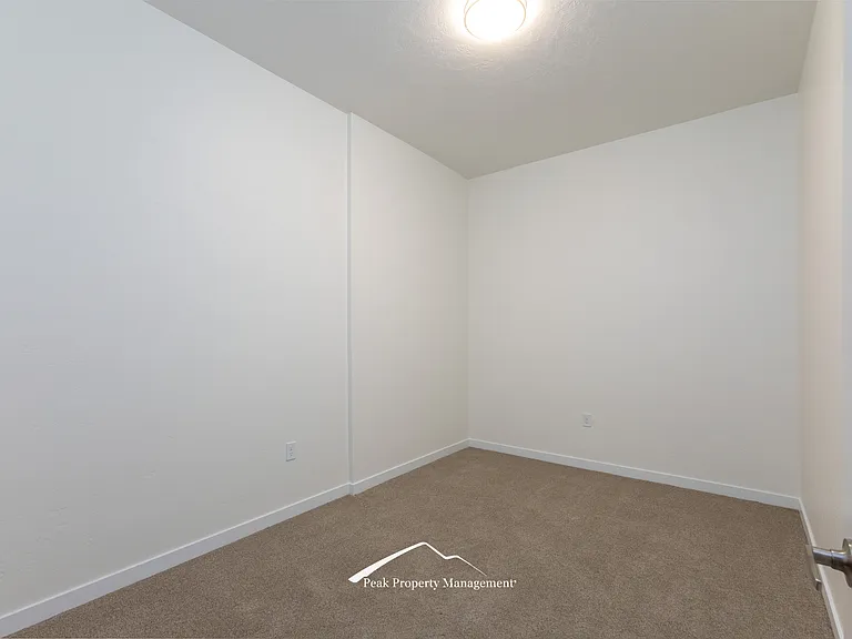 120 12th Ave S #301 — Photo 15