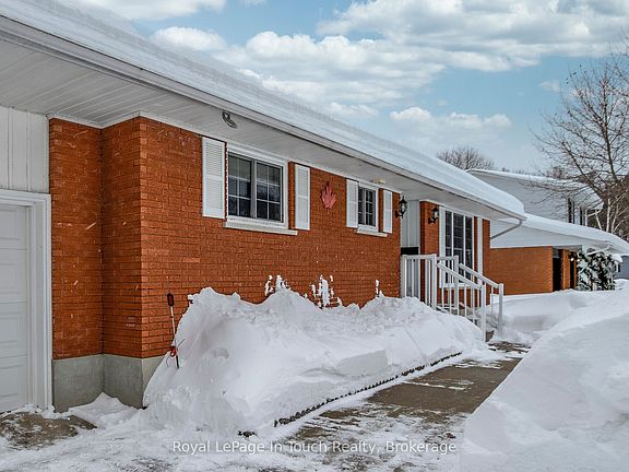 2nd image of 19 Maplegate Rd