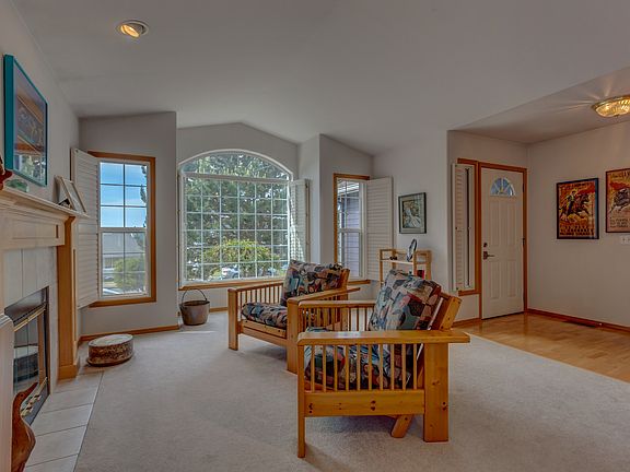 3rd image of 3722 Westhills Pl