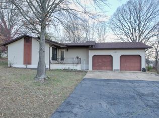 1815 Sherwood Ln, Ava, MO 65608