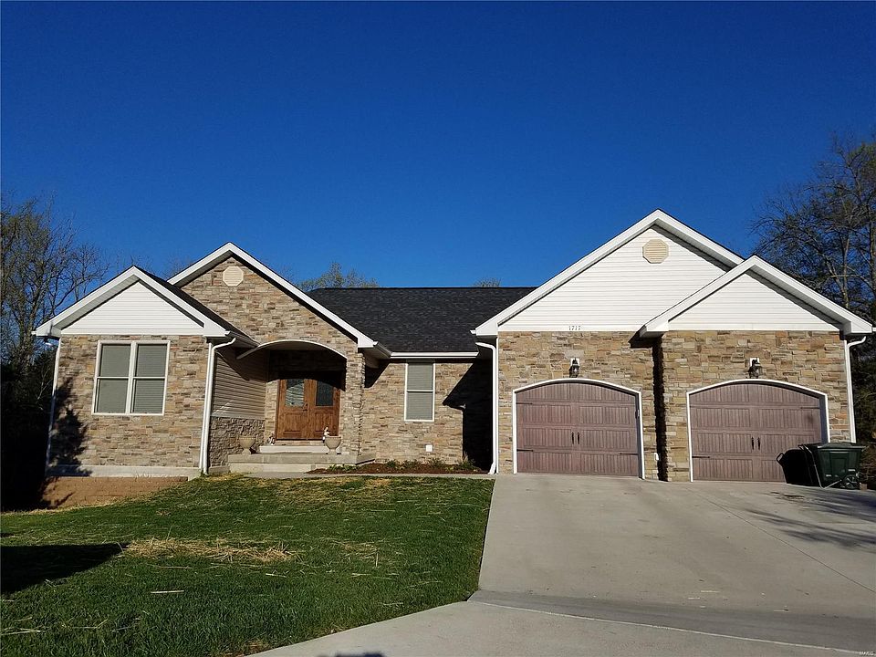 1st image of 1717 Palmer Ct