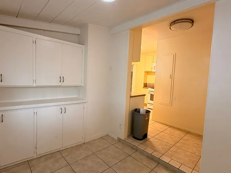 1716 S Tremont St — Photo 25