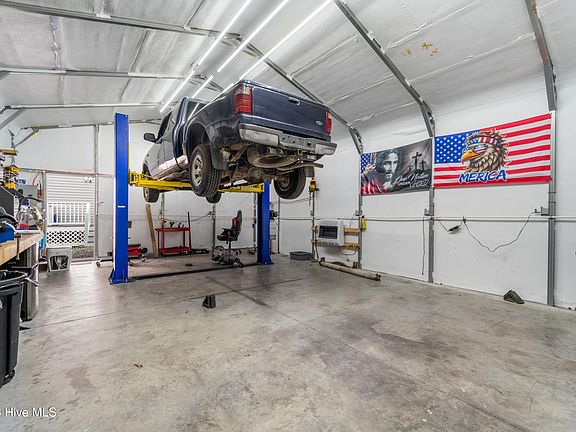 3rd image of 311 Petersburg Road