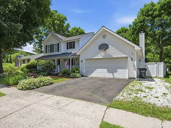 2nd image of 2-B Topstone Drive