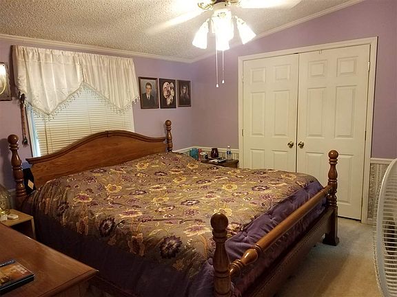 5th image of 238 Clover Cir