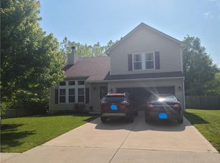 7010 N Hickory St, Kansas City, MO 64118