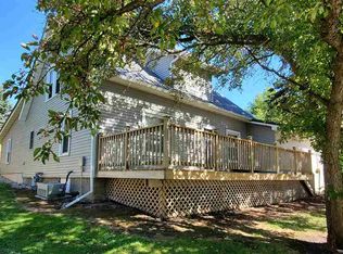 612 Monroe St, Floyd, IA 50435