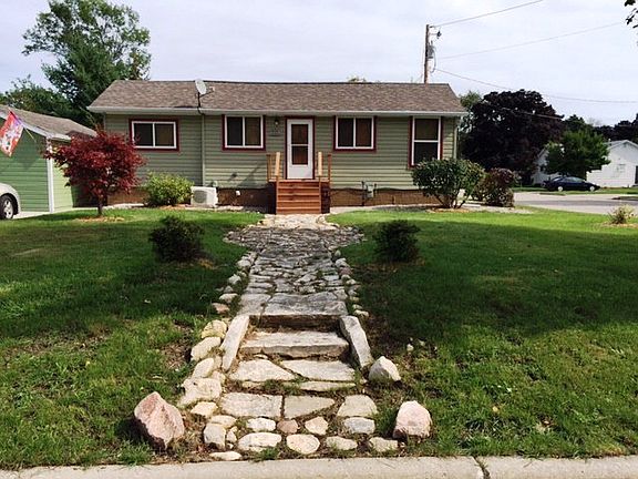 2nd image of 1002 N 6th Ave
