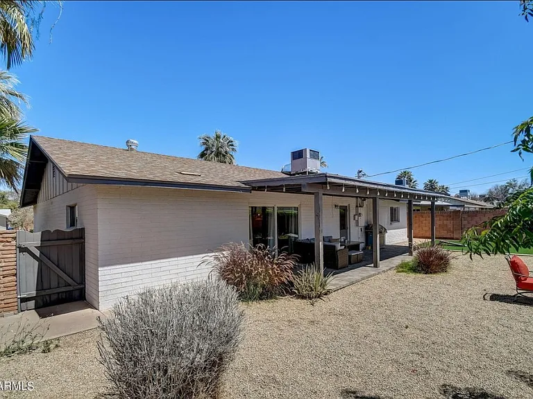 1015 E Concorda Dr — Photo 16