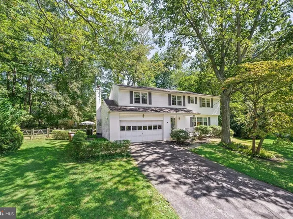 14 Majestic Ct, Wilmington, DE 19810