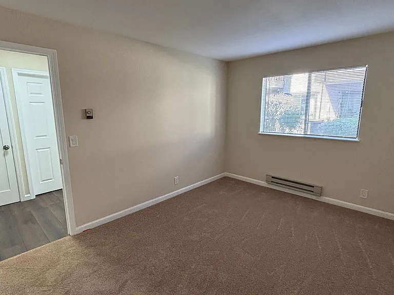 15065 Hesperian Blvd #29 — Photo 11