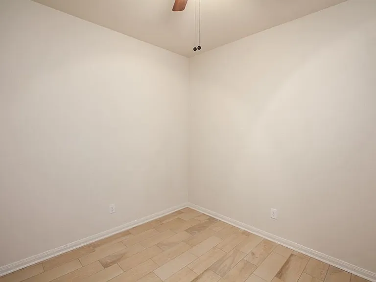 128 Tennyson St — Photo 26