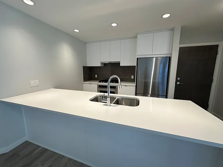 615 Cottonwood Ave #322 — Photo 2