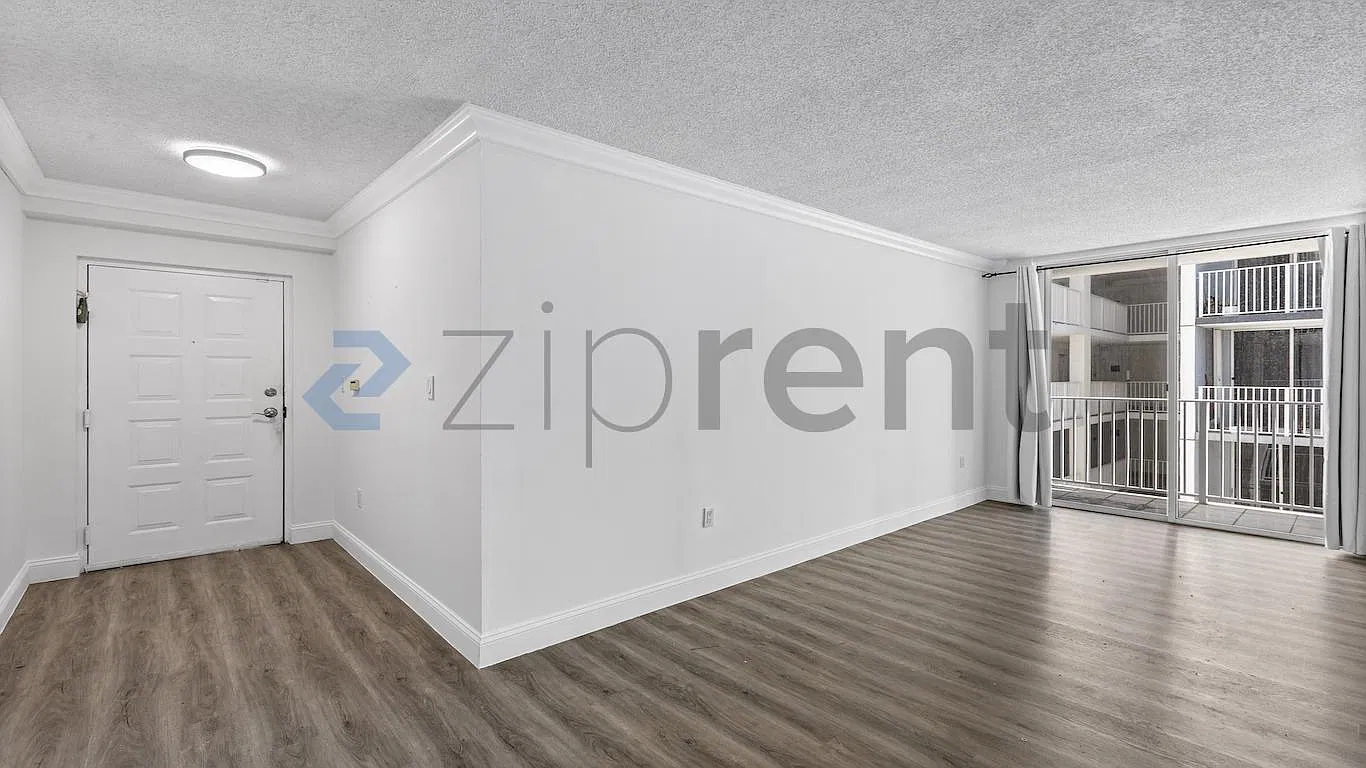 2 bed, 786 sqft, $2,650 — Photo 4