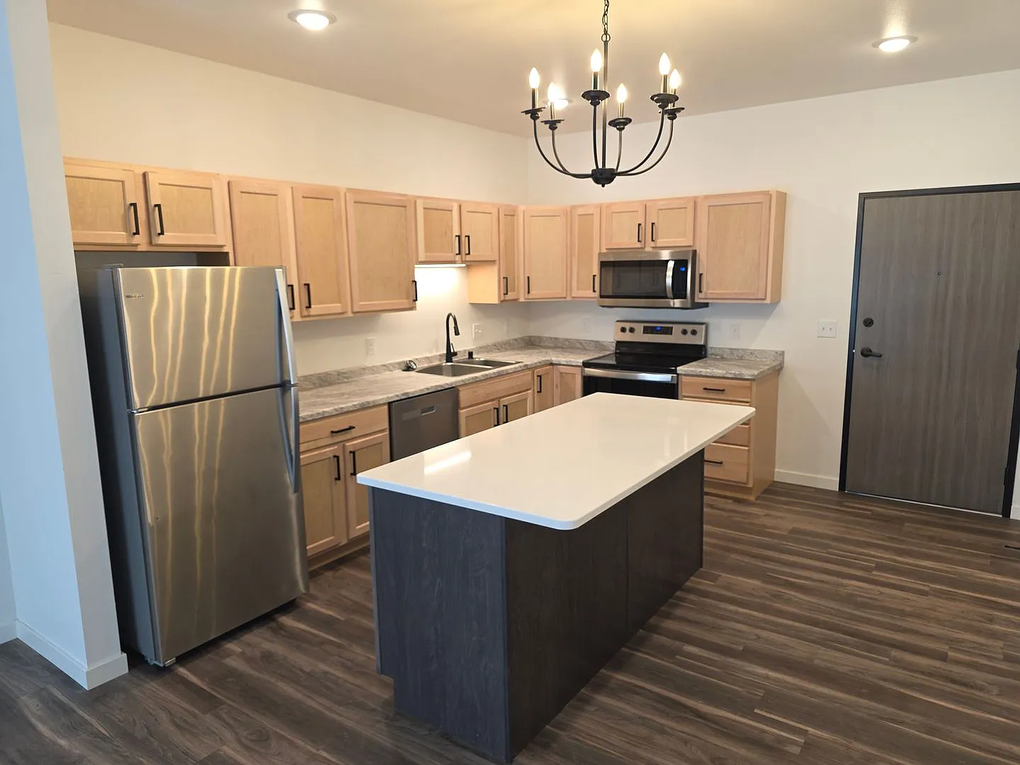 Mary Ann Apartments LLP — Photo 3