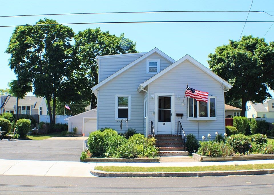 1st image of 35 Essex St