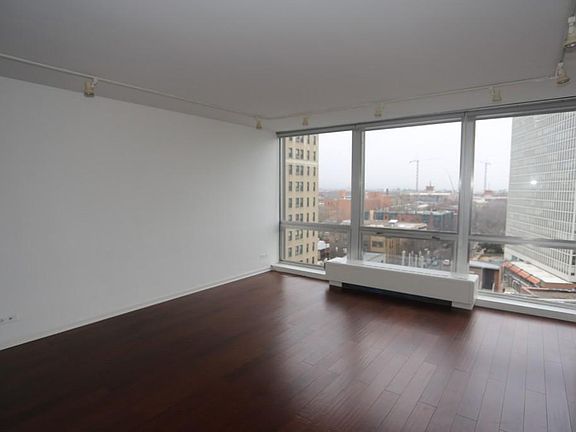 3rd image of 2400 N Lakeview Ave APT 1112