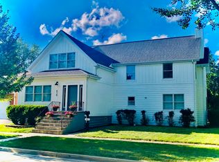 418 Wilson St, Downers Grove, IL 60515