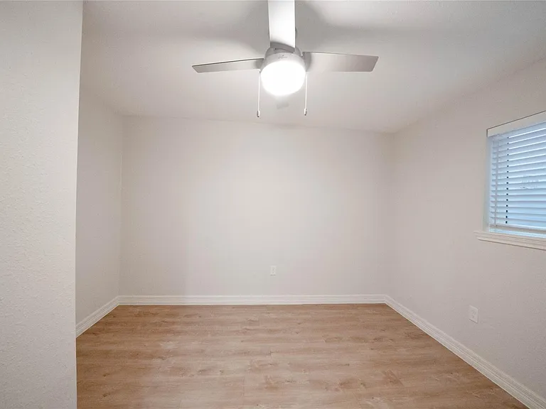 2703 Mason St #1BD — Photo 15