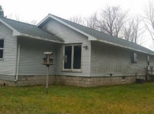 9160 Golf Course Rd, Suring, WI 54174